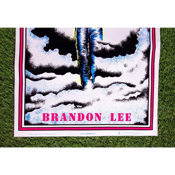 COPY - Brandon Lee The Crow In Heaven VTG 1994 Scorpio #1736 Flocked Blacklight… - Picture 3 of 8